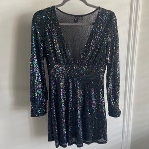 Sparkly women’s dress! Perfect for New Years or fun celebrations!